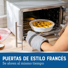 Horno Oster® extra grande puertas estilo francés con freidora de aire y recubrimiento interno antiadherente