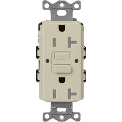 Lutron Claro | Tomacorriente Dúplex | 20A GFCI (Satin Colors)