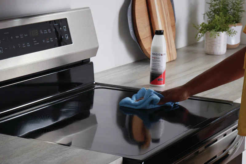 Frigidaire ReadyClean™ Glass and Ceramic Cooktop Cleaner